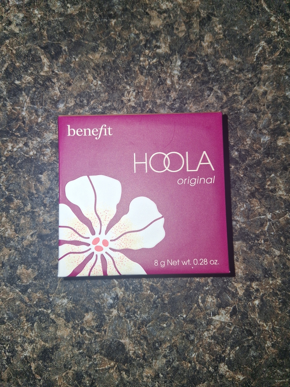 Benefit Hoola Bronzer Compact - Plum Packaging